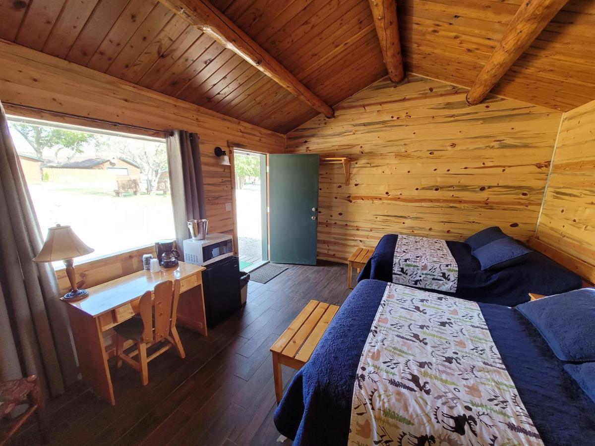 וואפיטי Yellowstone Valley Inn מראה חיצוני תמונה