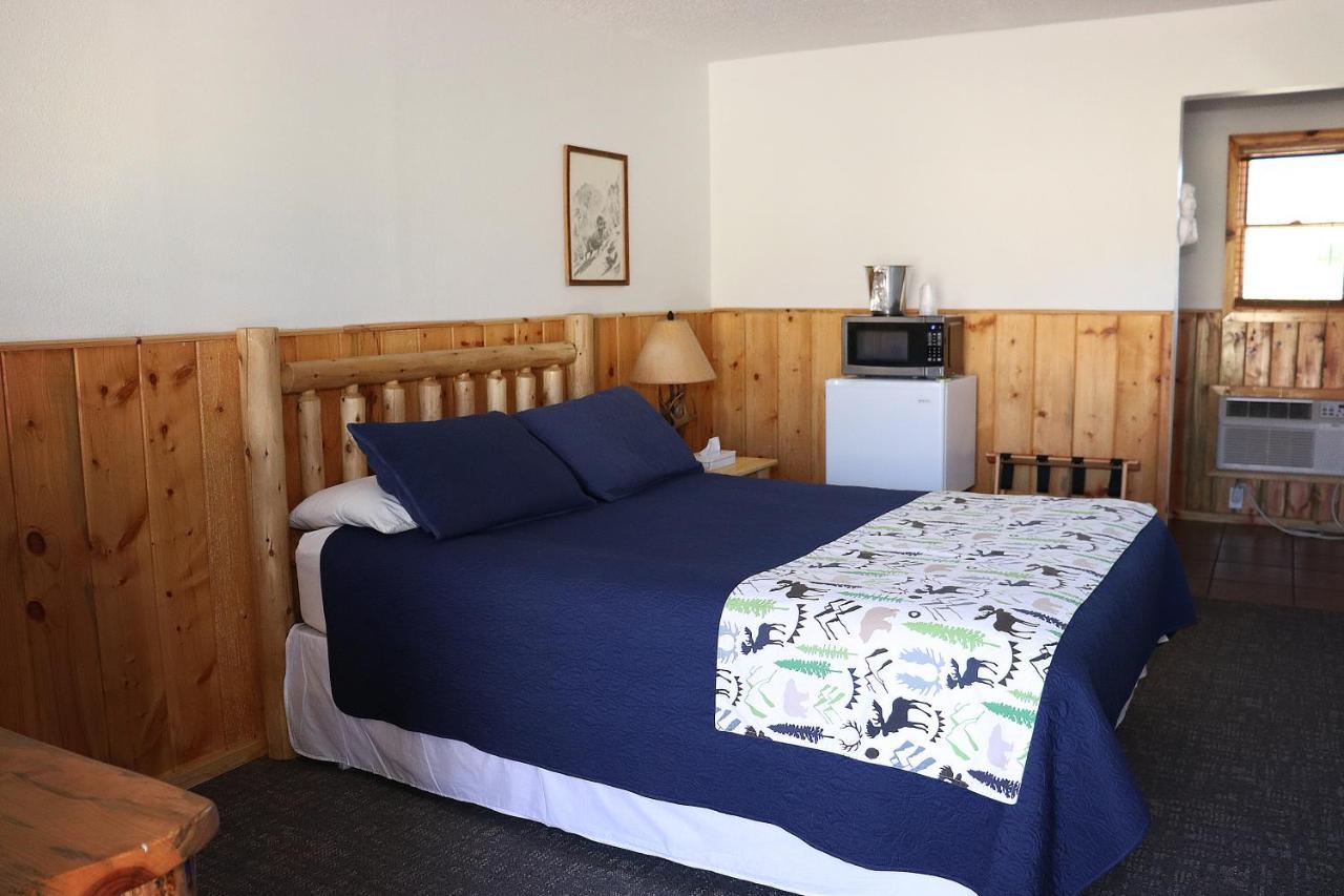וואפיטי Yellowstone Valley Inn מראה חיצוני תמונה
