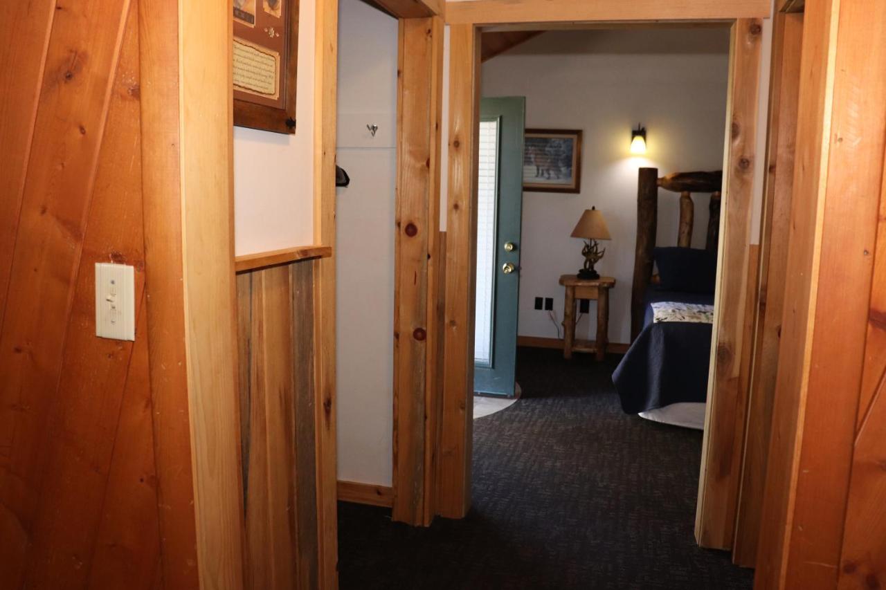 וואפיטי Yellowstone Valley Inn מראה חיצוני תמונה