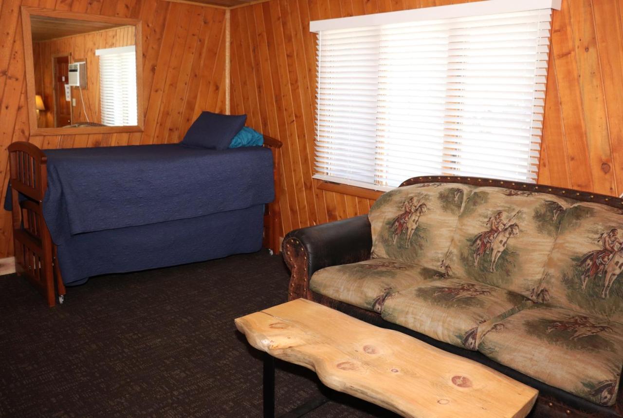 וואפיטי Yellowstone Valley Inn מראה חיצוני תמונה