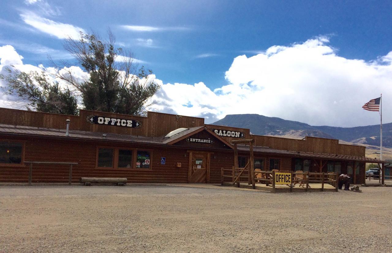 וואפיטי Yellowstone Valley Inn מראה חיצוני תמונה