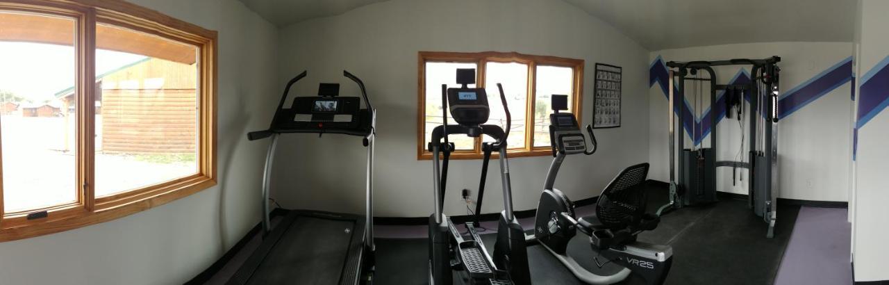 וואפיטי Yellowstone Valley Inn מראה חיצוני תמונה